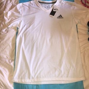 NWT ADIDAS T-SHIRT